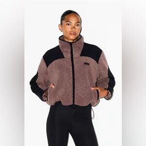 SKIMS BOXY TEDDY FLEECE ZIP UP JACKET UMBER size XS sold out